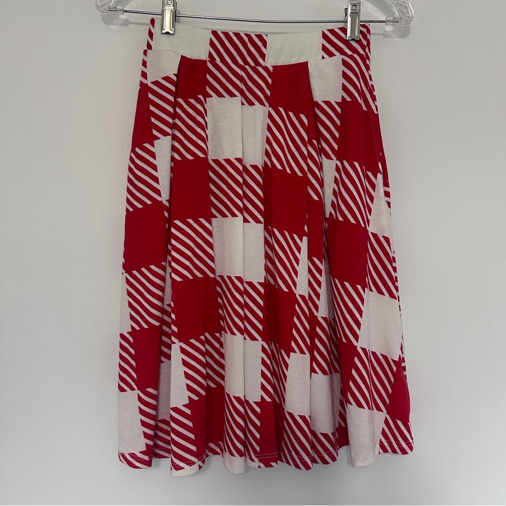 LuLaRoe Madison Skirt red and white
